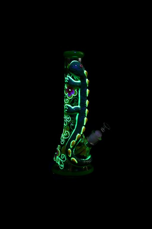 Shop Exotic Lizard Beaker Water Pipe in australian