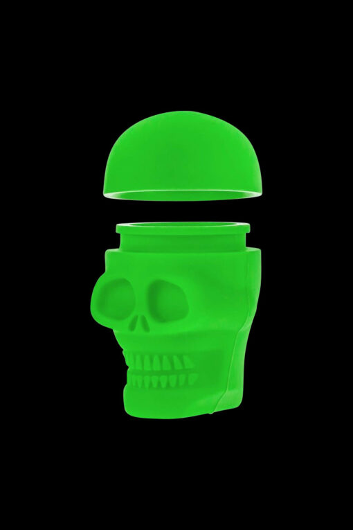 Shop Silicone Non-Stick "Skull" Stash Container in australian